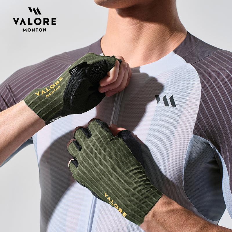 mens cycling gloves