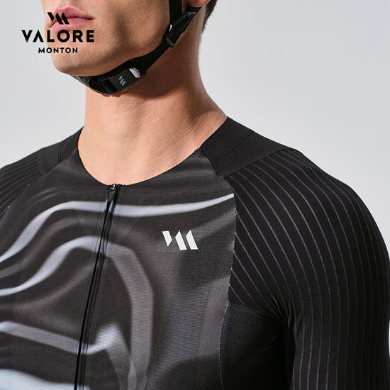 black cycling jersey