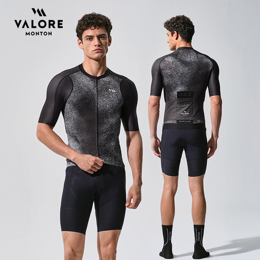 black cycling jersey